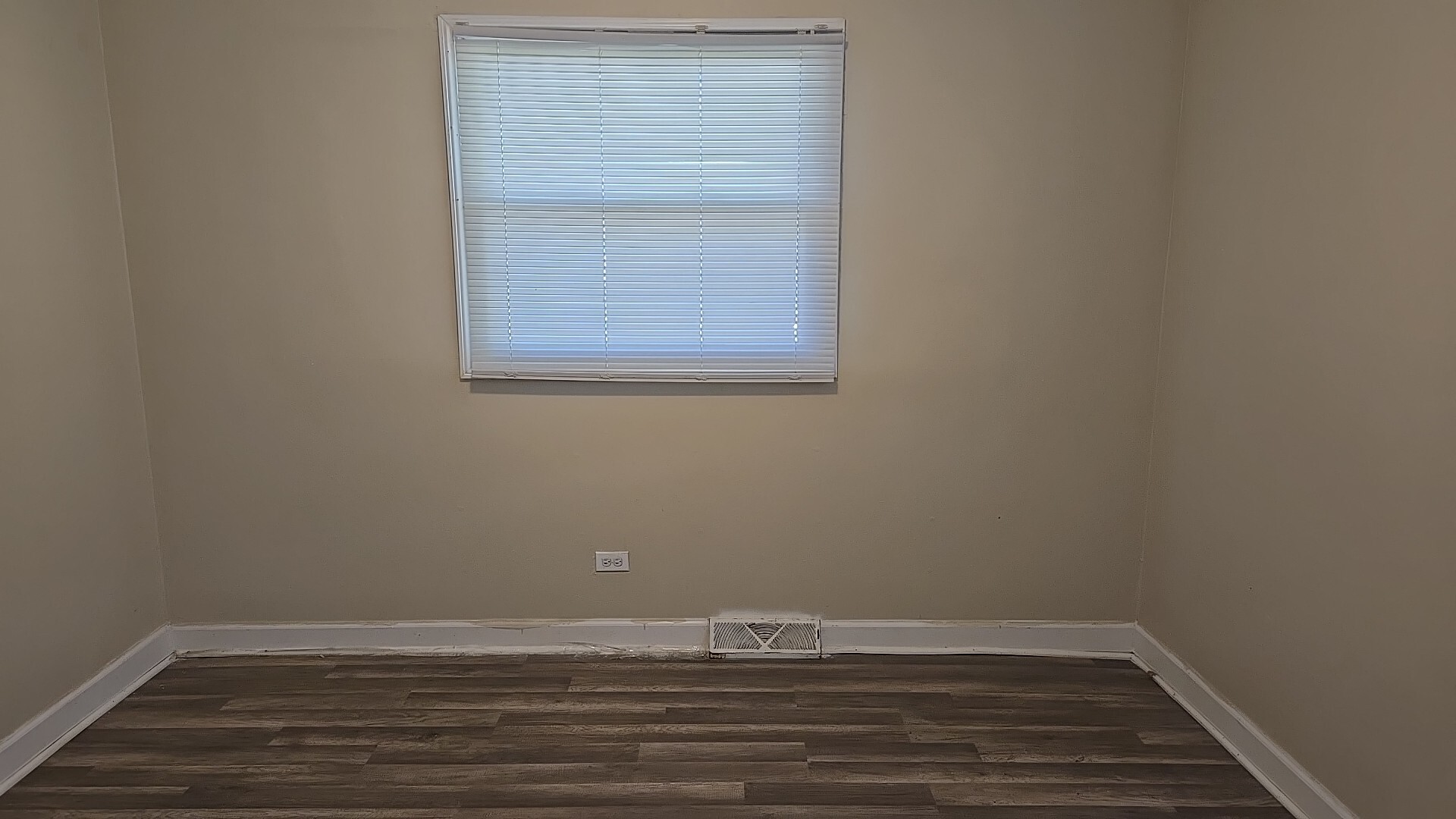 15333 Cherry Lane Markham, IL 60428 - Photo 19 of 22