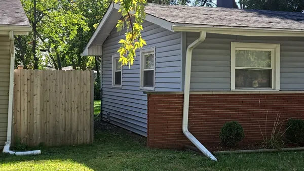 $95,000 | 15333 Cherry Lane, Markham, IL 60428