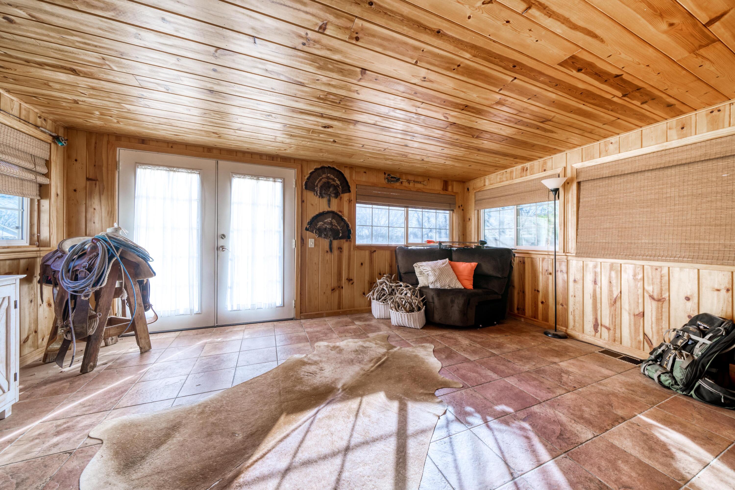 110 Beverley Avenue Red Bluff, CA 96080 - Photo 10 of 22 IMG-10