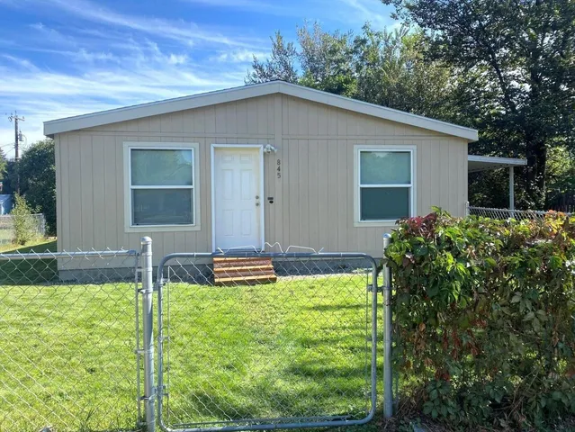 $310,000 | 845 South Meyers Street, Kettle Falls, WA 99141