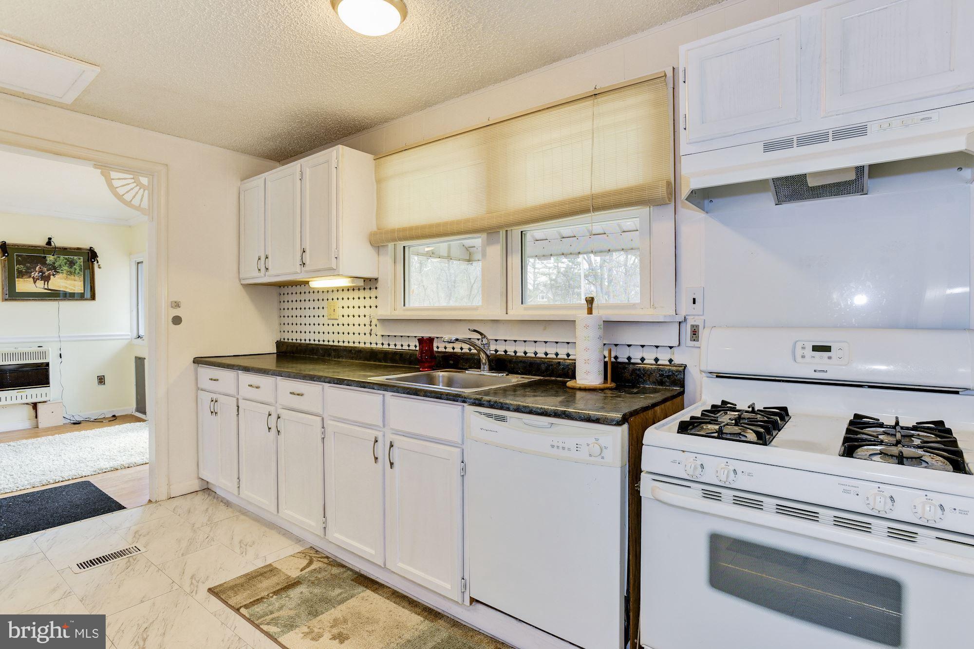 1068 Chews Landing Road Laurel Springs, NJ 08021 - Photo 12 of 31