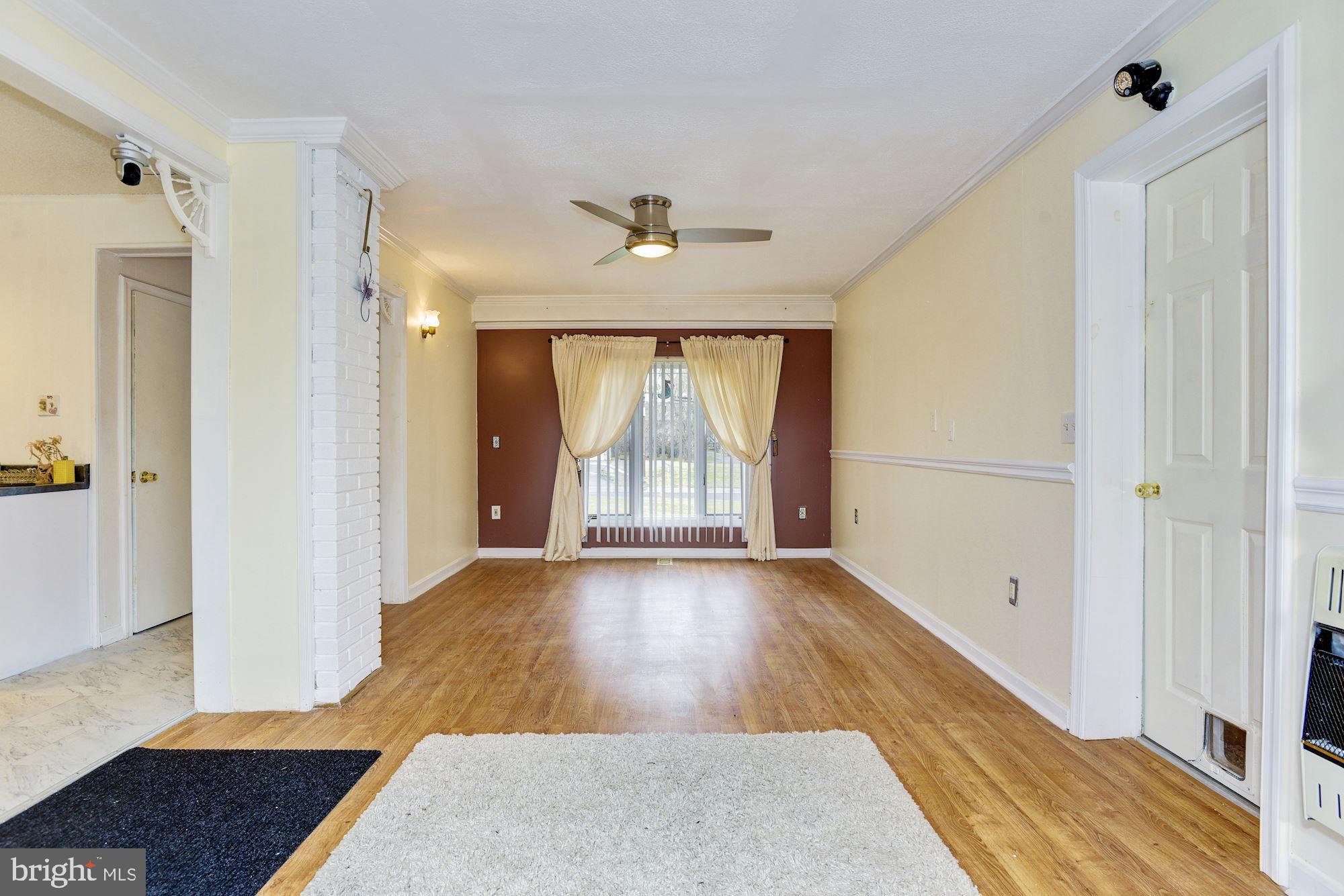 1068 Chews Landing Road Laurel Springs, NJ 08021 - Photo 4 of 31