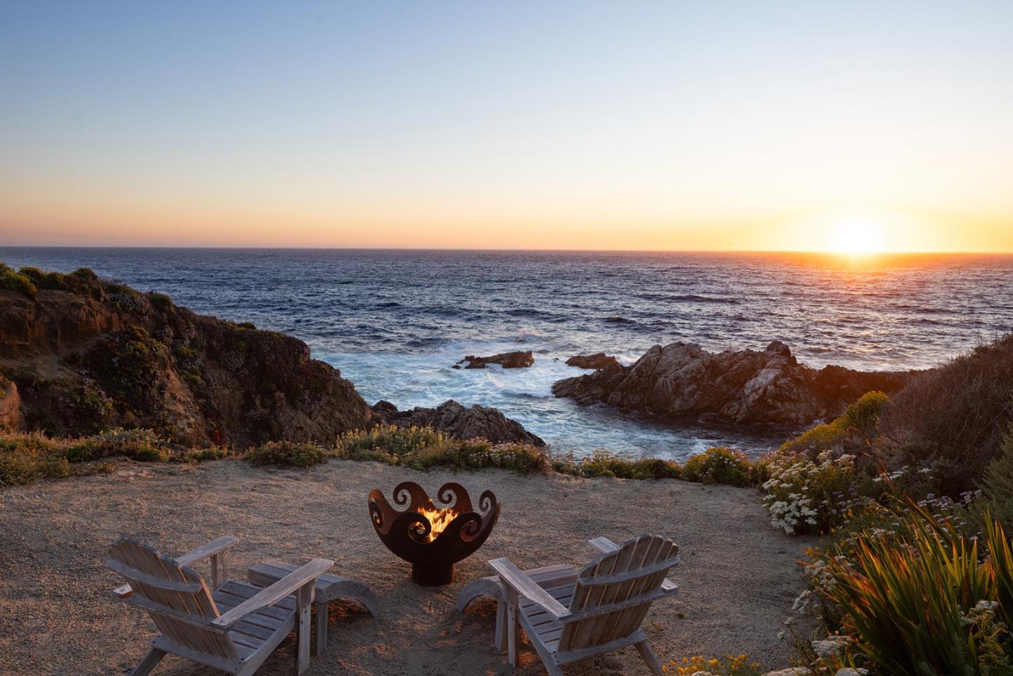 36654 Highway 1 Carmel, CA 93923 - Photo 18 of 23 an aerial view of residential houses with outdoor space