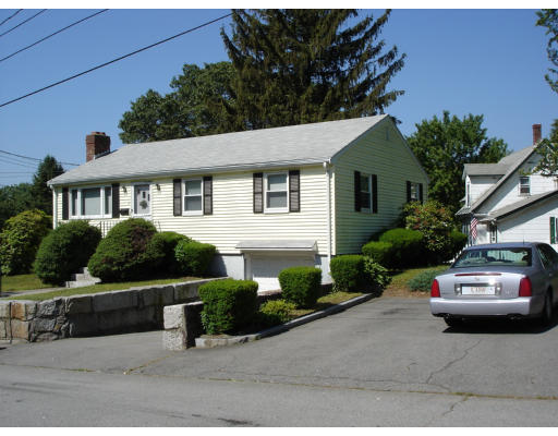 2 Sunset Road Braintree, MA 02184 - Photo 6 of 7 Gallery Image 6