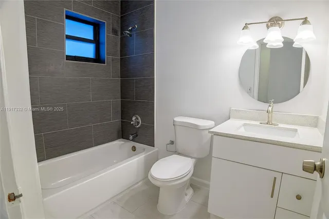 $1,950 | 4271 Northwest 11th Street, Unit 6, Miami, FL 33126