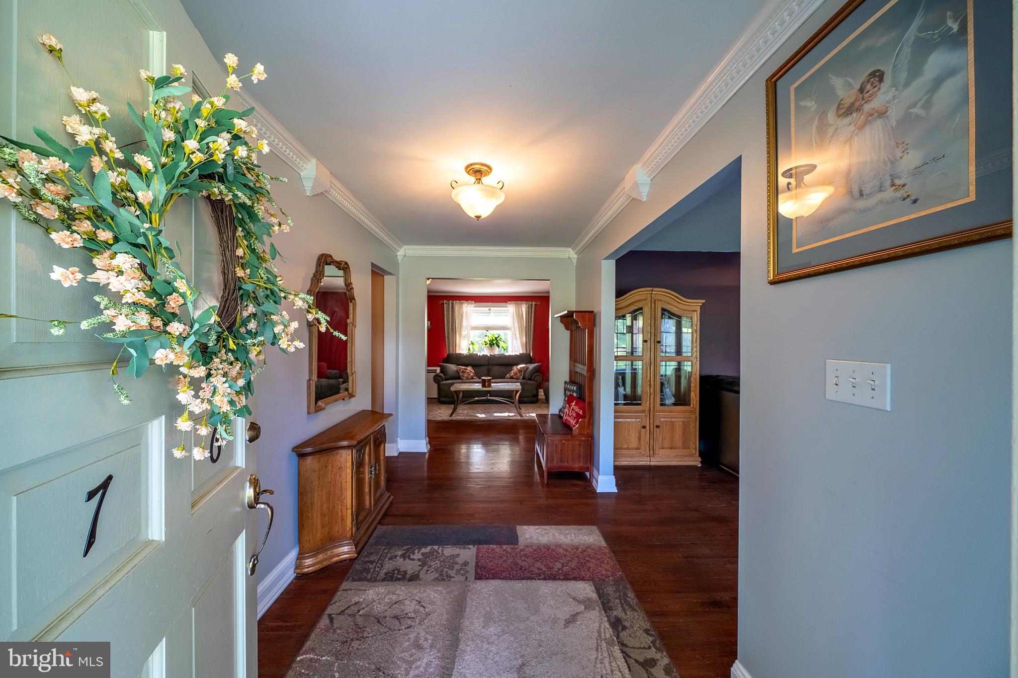 76 Lochatong Road Ewing, NJ 08628 - Photo 1 of 33 Foyer