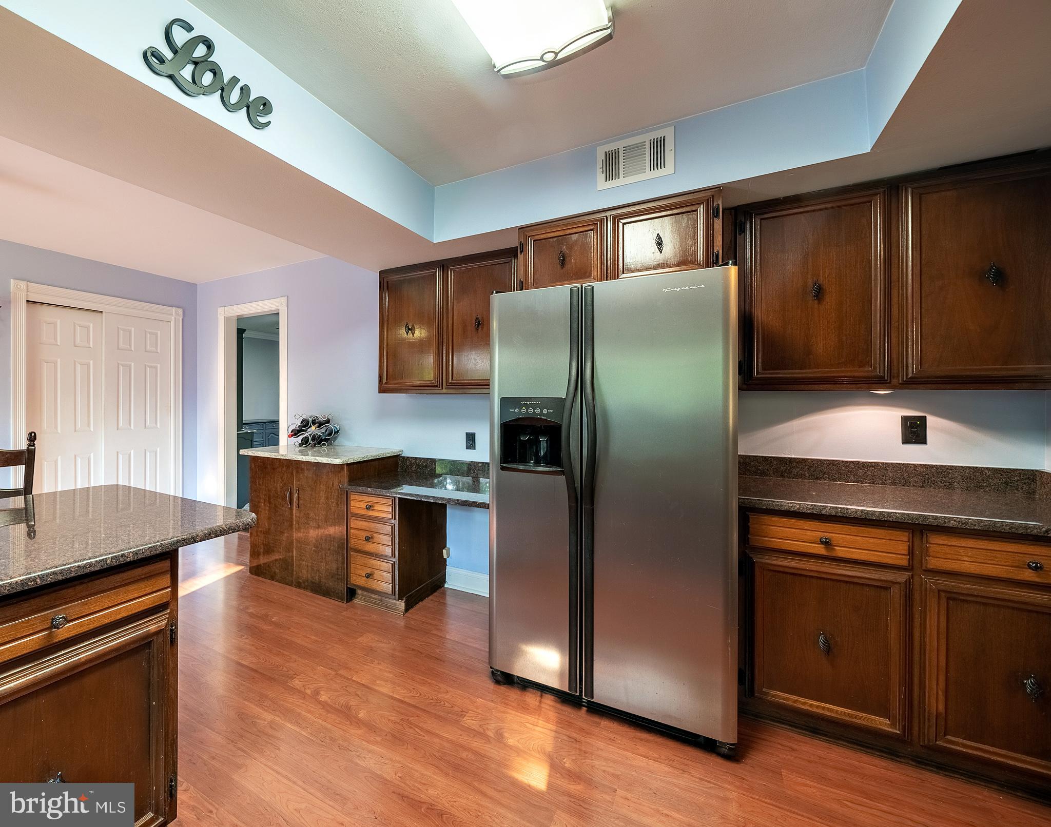 76 Lochatong Road Ewing, NJ 08628 - Photo 11 of 33 Kitchen