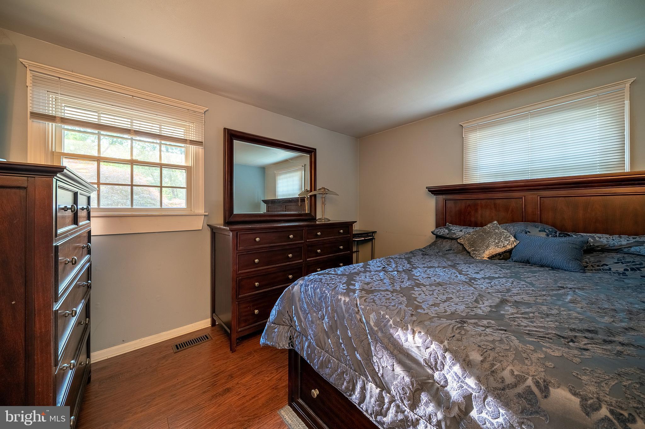 76 Lochatong Road Ewing, NJ 08628 - Photo 21 of 33