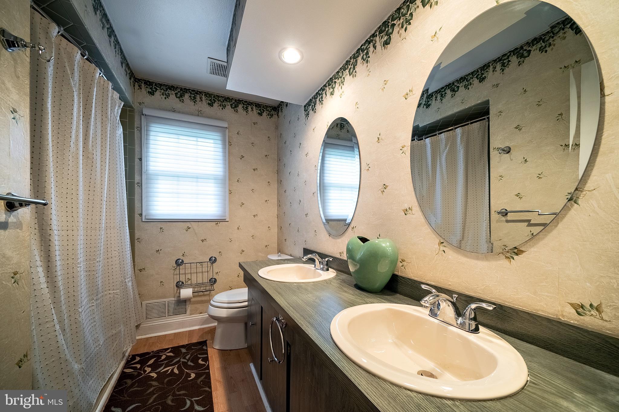 76 Lochatong Road Ewing, NJ 08628 - Photo 25 of 33