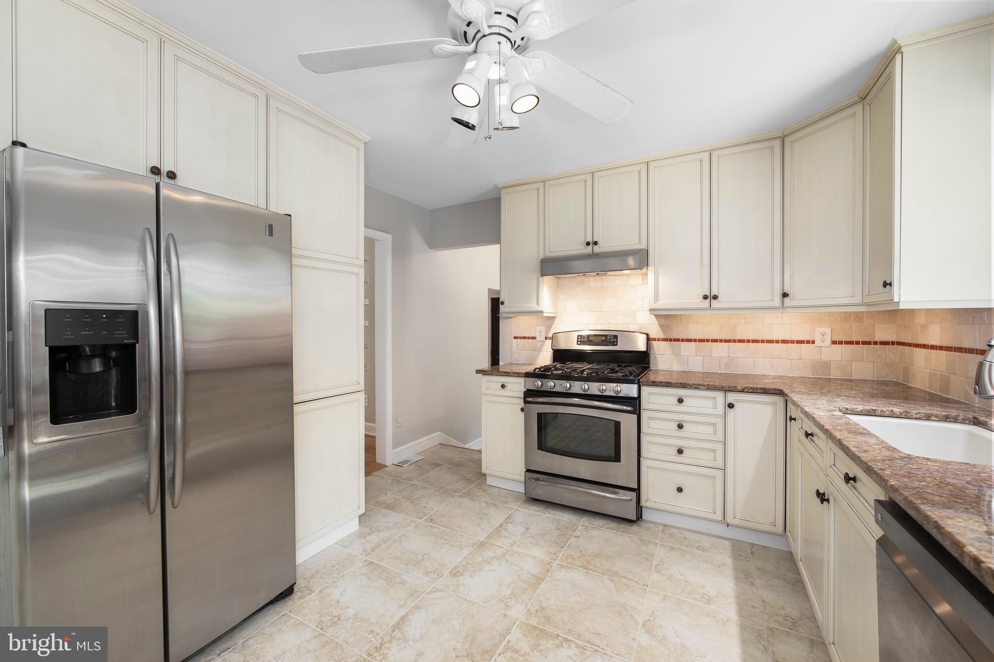 45 Stone Mountain Lane Marlton, NJ 08053 - Photo 12 of 40 Kitchen