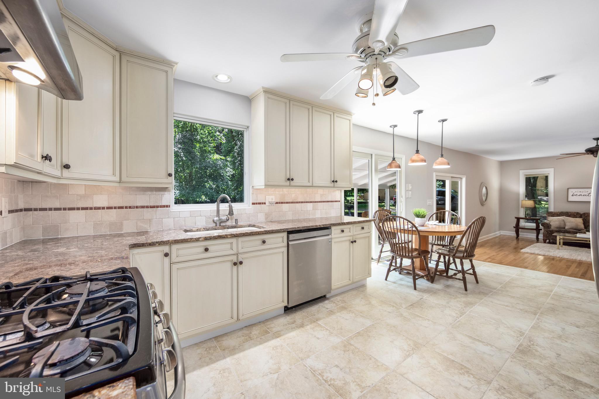 45 Stone Mountain Lane Marlton, NJ 08053 - Photo 9 of 40 Kitchen
