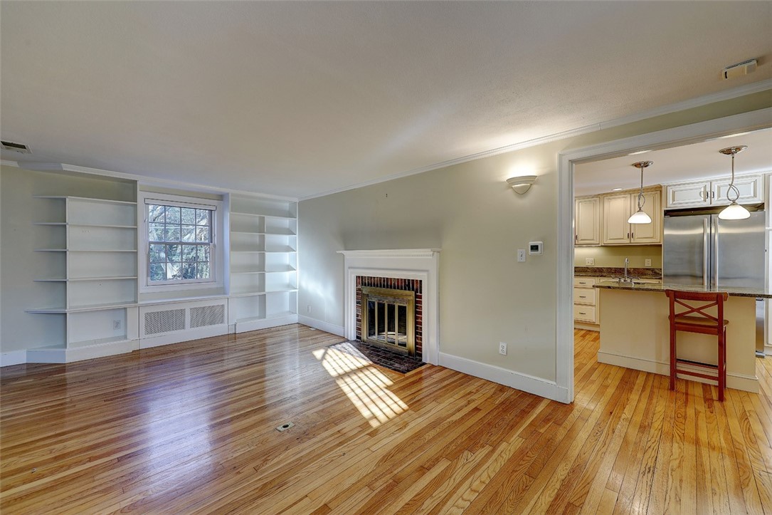 18 Heatherland Road Newton, MA 02461 - Photo 11 of 37