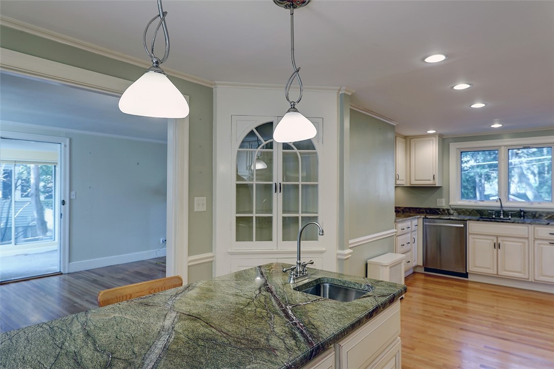 18 Heatherland Road Newton, MA 02461 - Photo 19 of 37