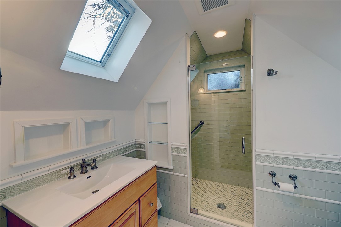 18 Heatherland Road Newton, MA 02461 - Photo 31 of 37