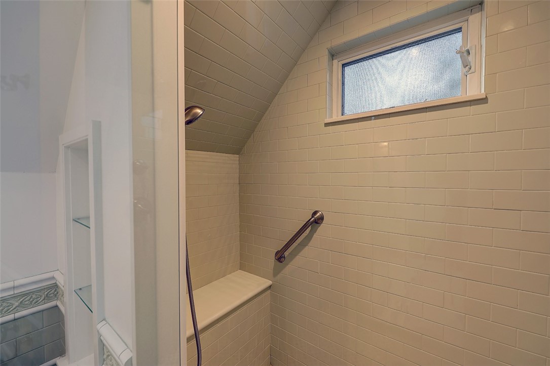 18 Heatherland Road Newton, MA 02461 - Photo 32 of 37