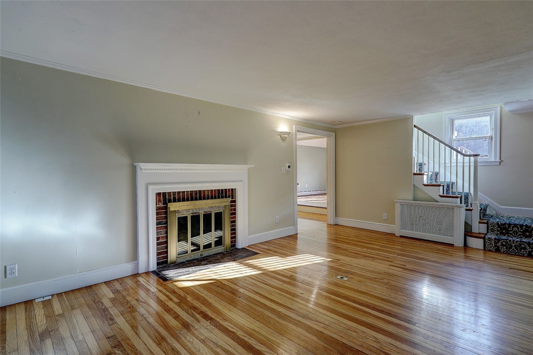 18 Heatherland Road Newton, MA 02461 - Photo 10 of 37