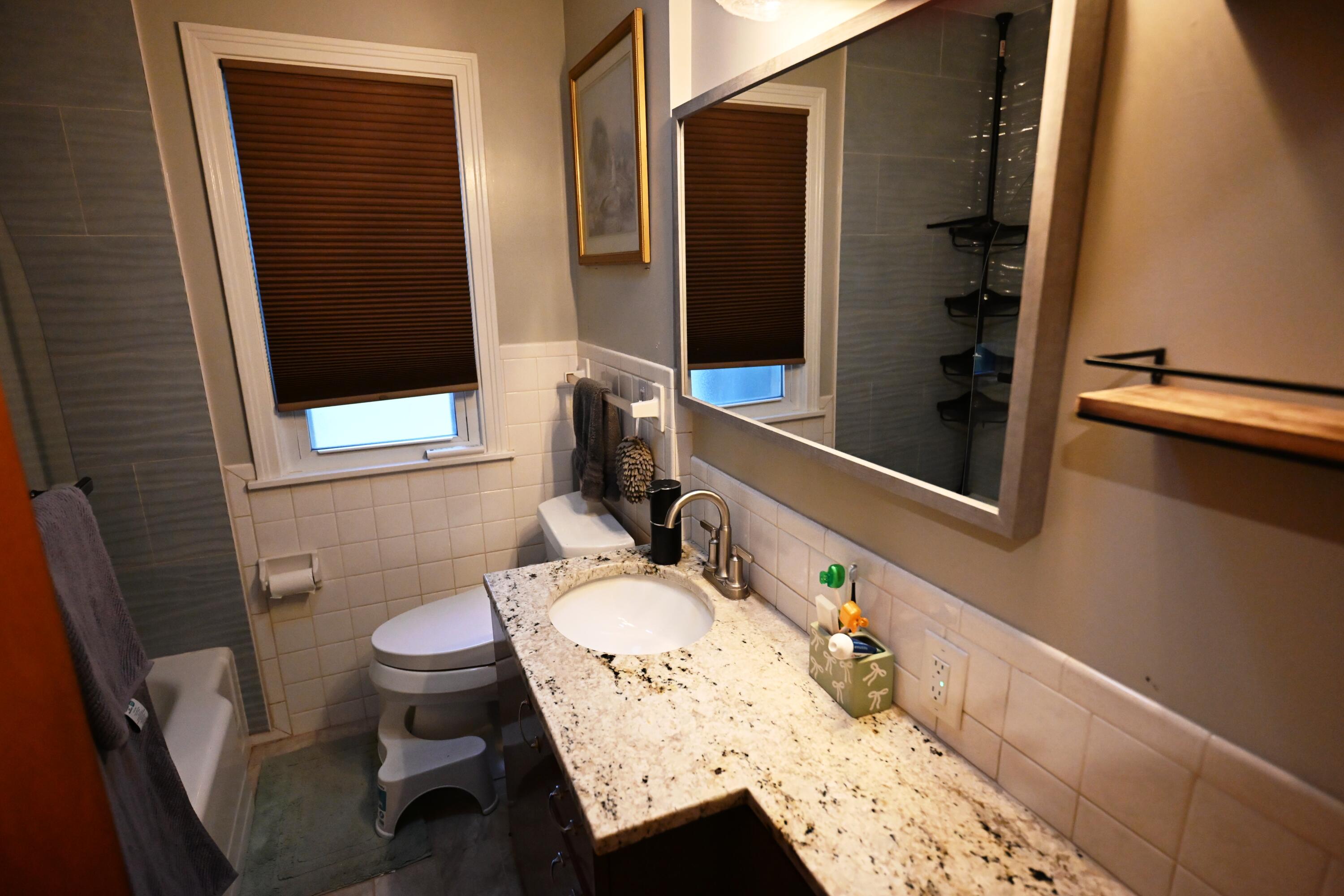2734 Wellington Road Kalamazoo, MI 49008 - Photo 24 of 44 DSC_0195