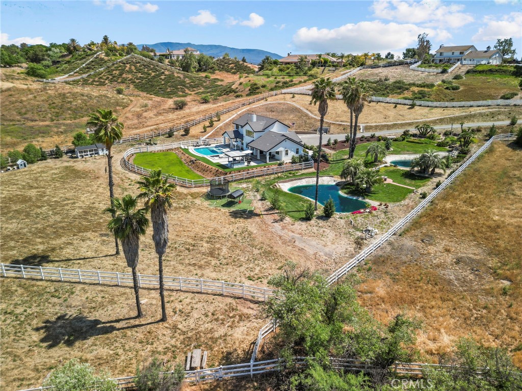 39580 Ave Arizona Temecula, CA 92591 - Photo 6 of 61