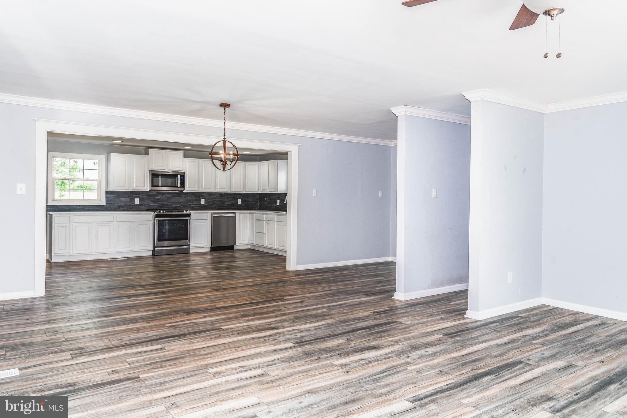 833 Nations Spring Road White Post, VA 22663 - Photo 9 of 15 Kitchen open to family room!