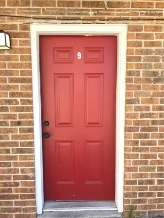 $700 | 1020 North Main Street, Unit 9, Baytown, TX 77520