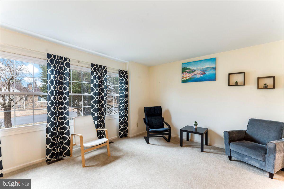 403 Aldon Road Claymont, DE 19703 - Photo 4 of 27 Gallery Image 4
