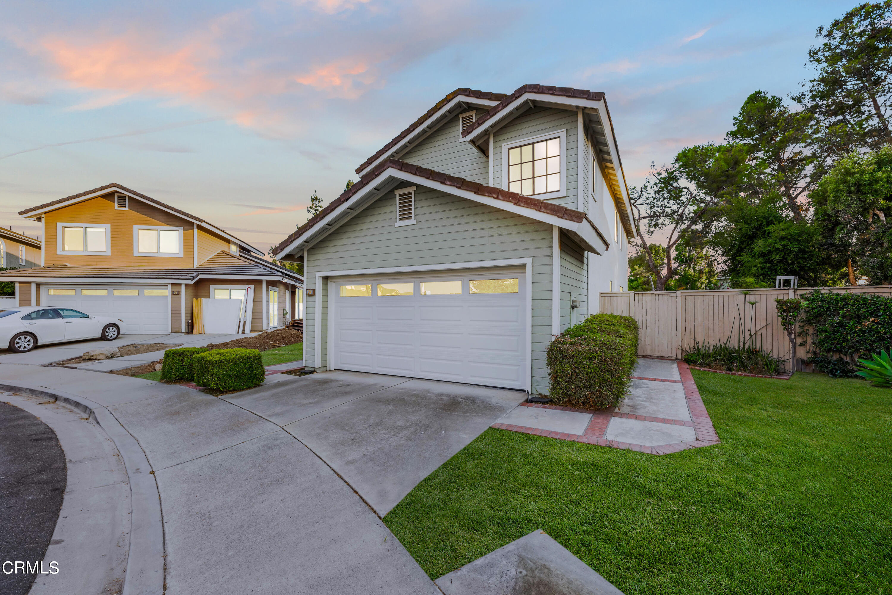 24 Silkberry Irvine, CA 92614 - Photo 33 of 33 a front view of a house with garden