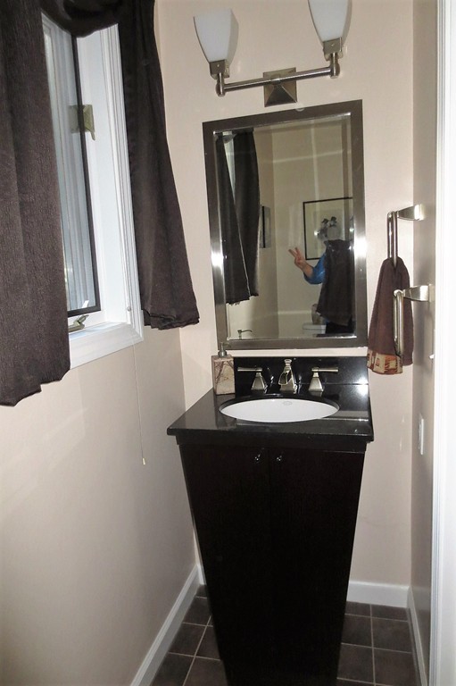 25 Garvey Road Framingham, MA 01701 - Photo 14 of 29