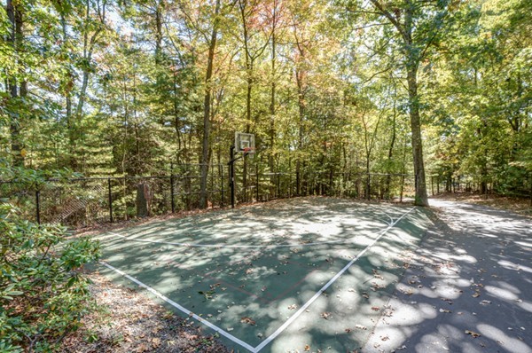 25 Garvey Road Framingham, MA 01701 - Photo 2 of 29