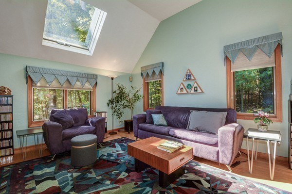 25 Garvey Road Framingham, MA 01701 - Photo 4 of 29