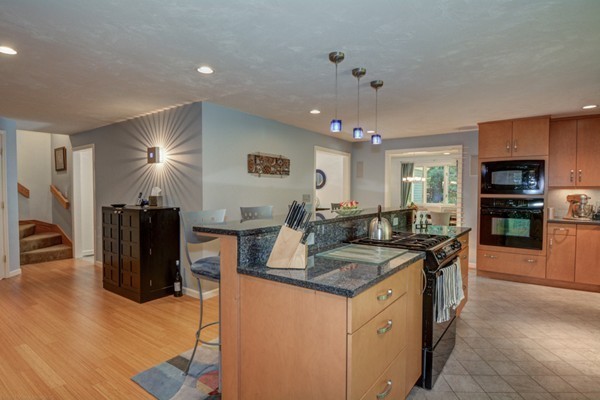 25 Garvey Road Framingham, MA 01701 - Photo 10 of 29