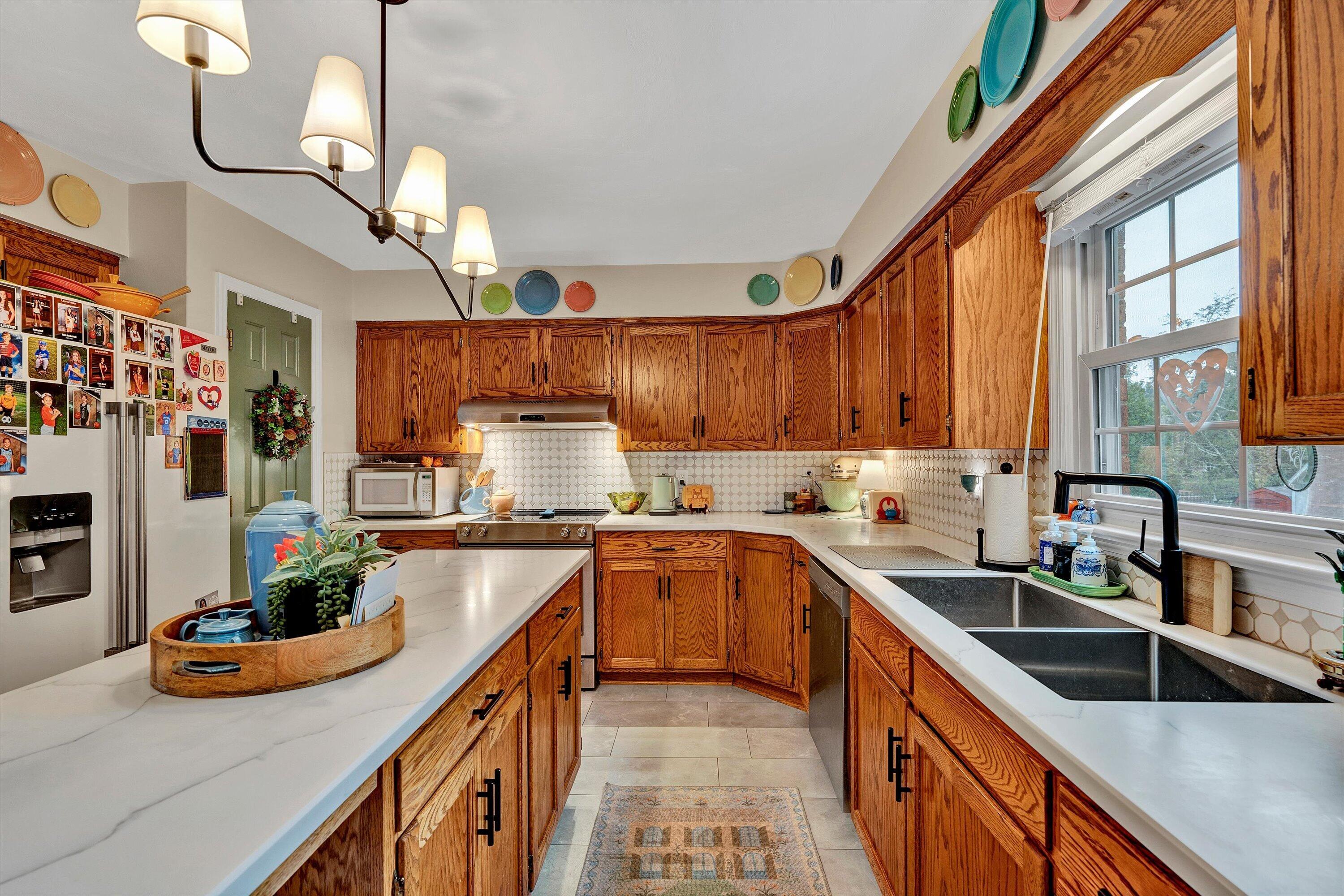 5122 Britaney Road Roanoke, VA 24012 - Photo 6 of 25 06-DSC00016