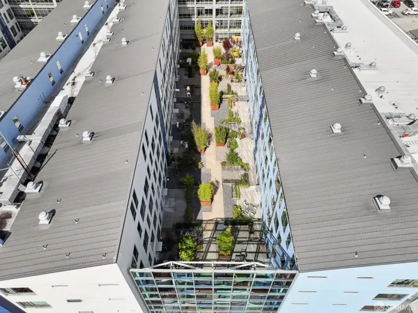 a view of buildings