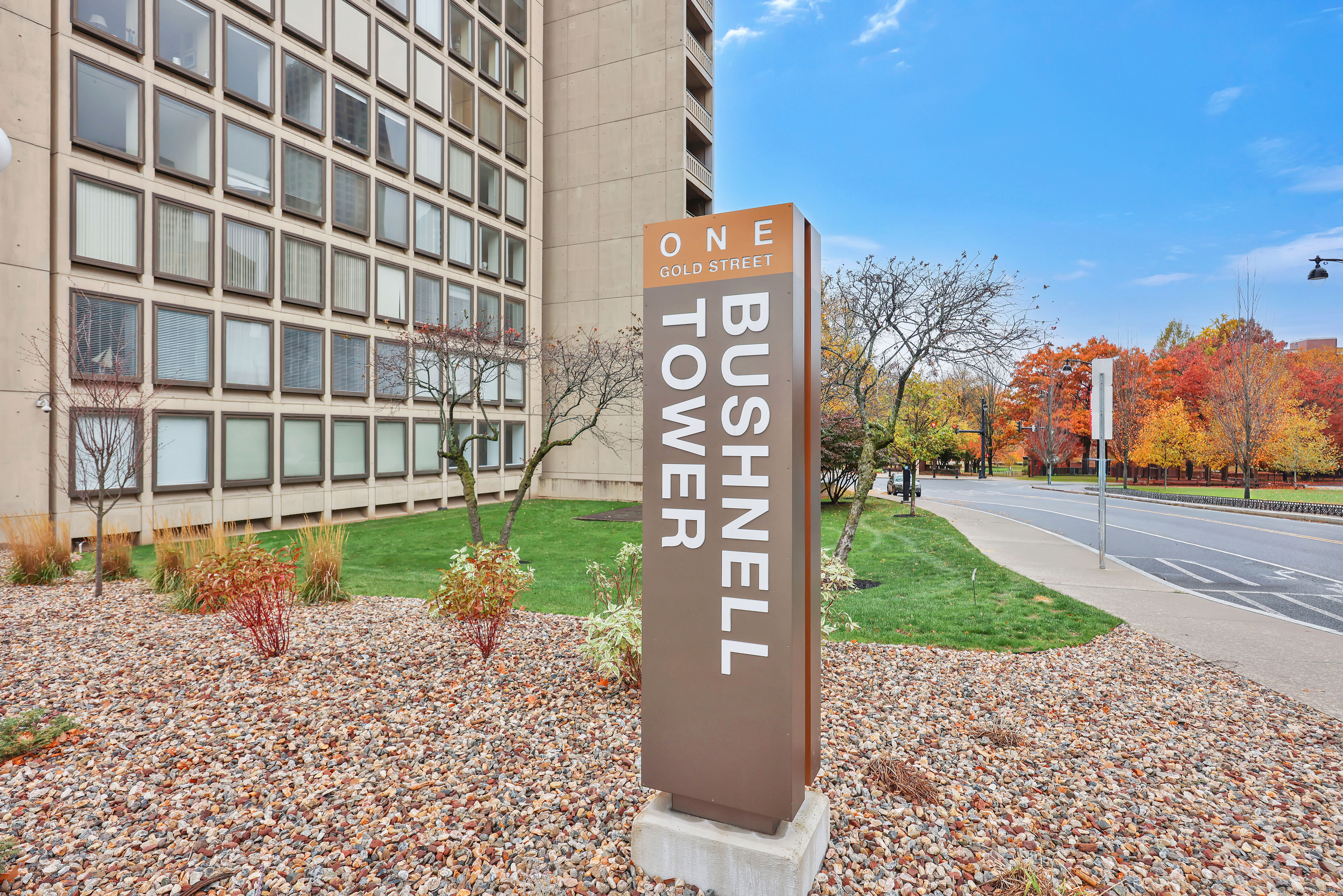 1 Gold Street, Unit 11D Hartford, CT 06103 - Photo 25 of 27