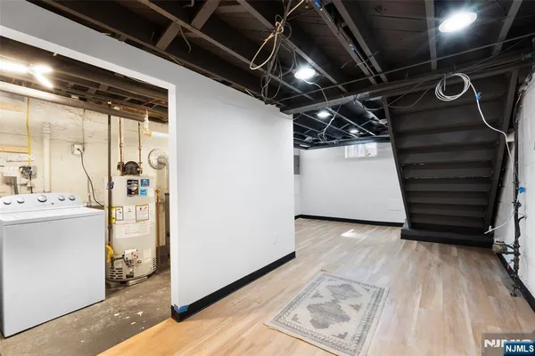 a view of utility room