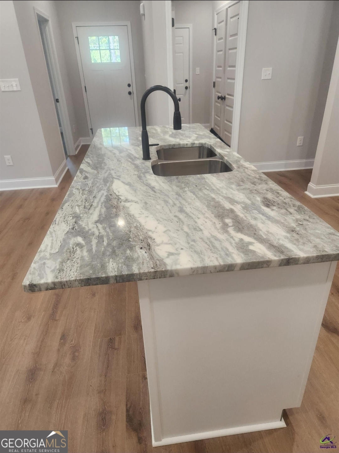 102 Silver Maple Court Byron, GA 31008 - Photo 8 of 17 a view of a sink in a bathroom