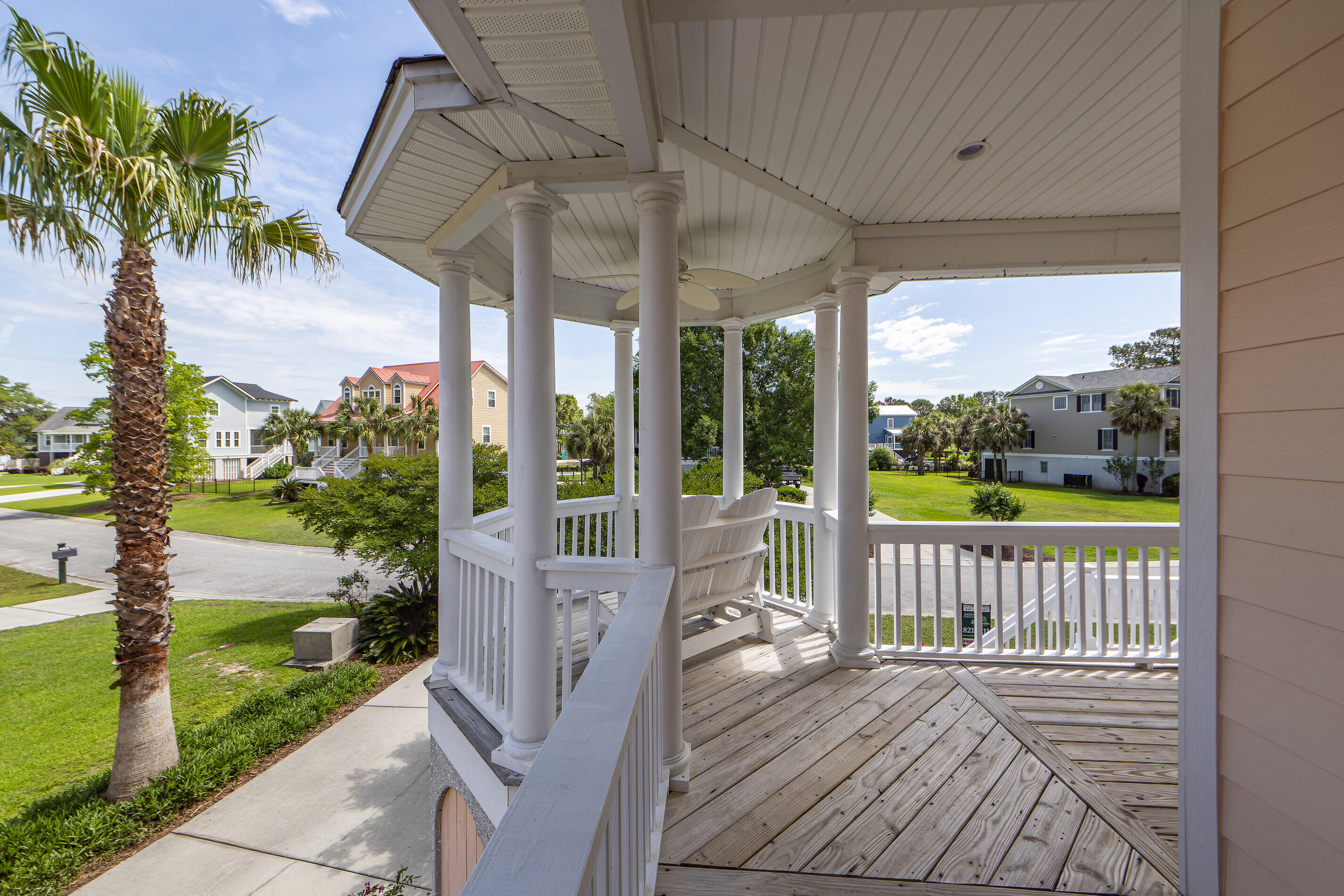 6071 Jacob's Point Boulevard Ravenel, SC 29470 - Photo 16 of 85 06