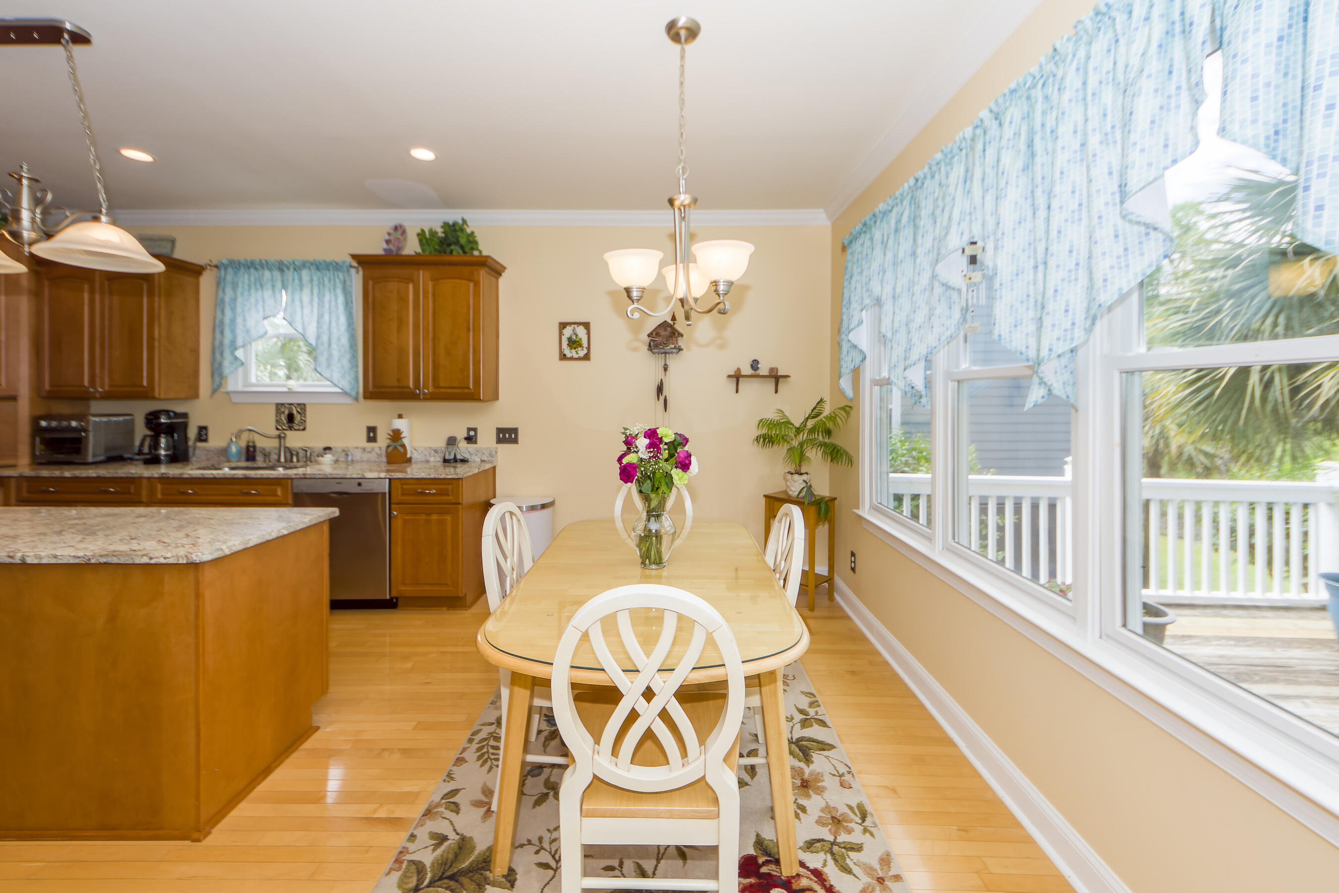 6071 Jacob's Point Boulevard Ravenel, SC 29470 - Photo 29 of 85 19