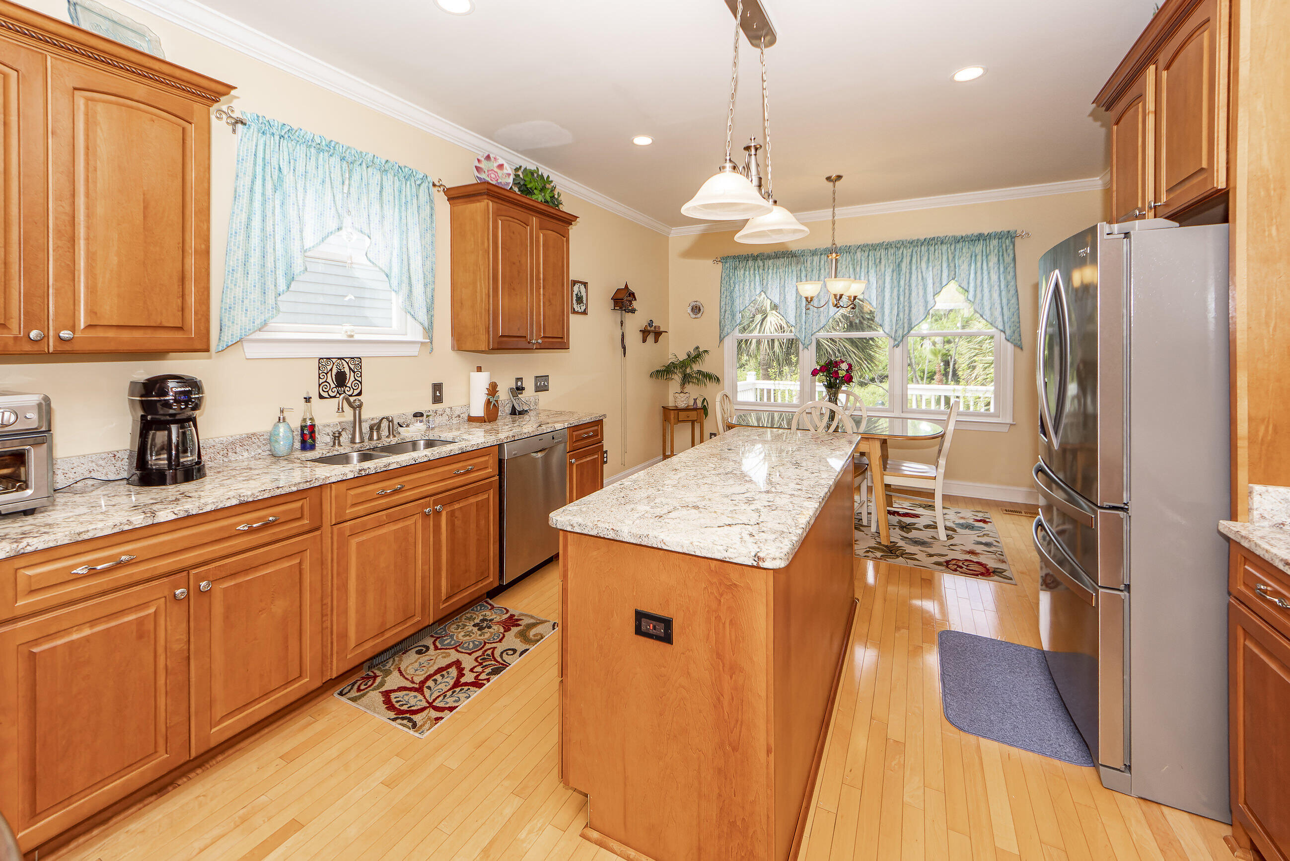 6071 Jacob's Point Boulevard Ravenel, SC 29470 - Photo 33 of 85 26