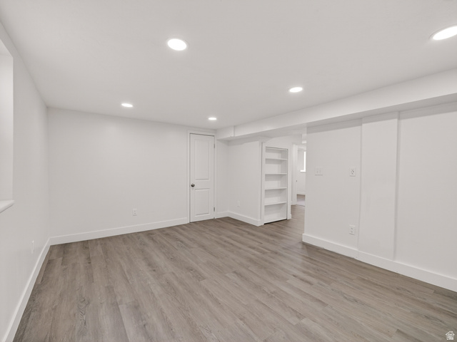 74 South 300 East Springville, UT 84663 - Photo 27 of 48 Spacious room featuring light wood-finish flooring, recessed lighting, and white walls