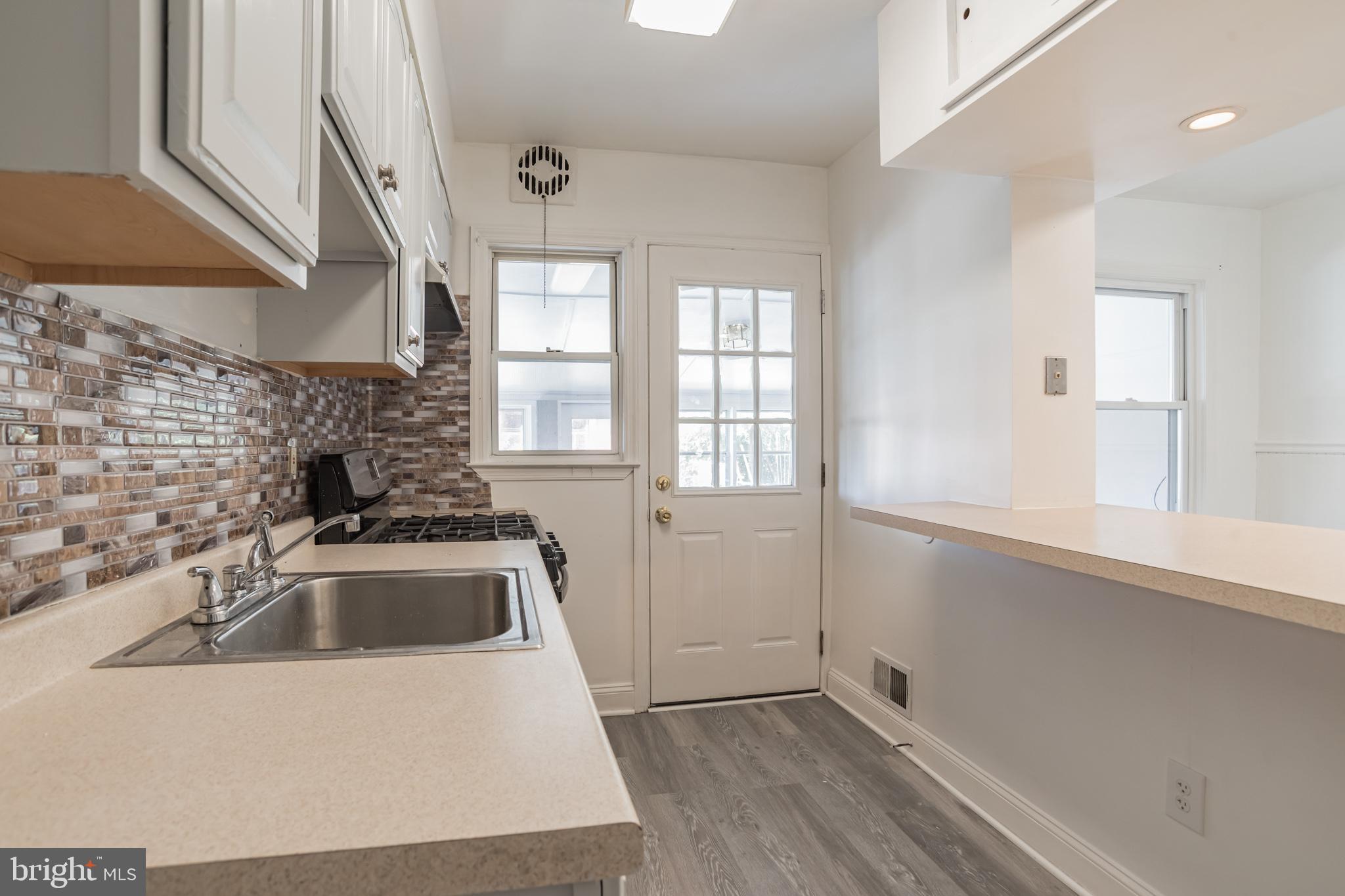 19 South Hawthorne Road Baltimore, MD 21220 - Photo 14 of 27 Gallery Image 14