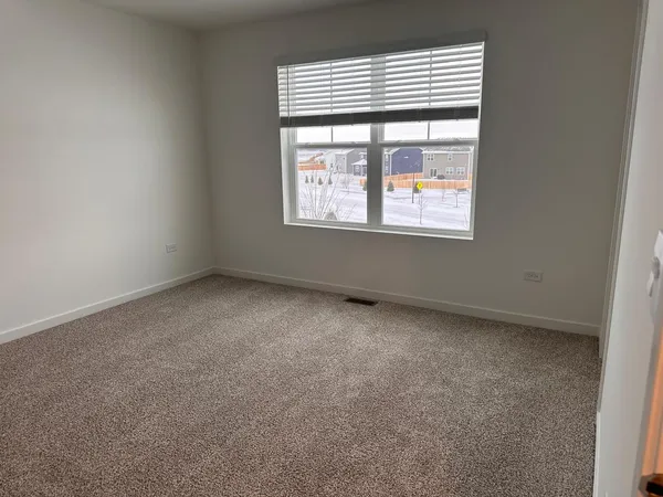 $2,650 | 2270 Barbera Drive, Oswego, IL 60543