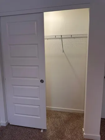 $2,650 | 2270 Barbera Drive, Oswego, IL 60543