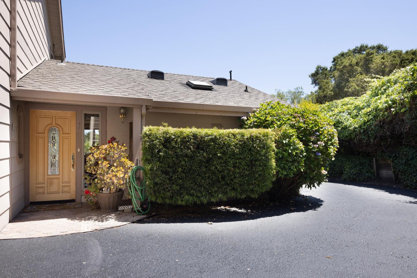 27461 Schulte Road Carmel, CA 93923 - Photo 6 of 33 Gallery Image 6