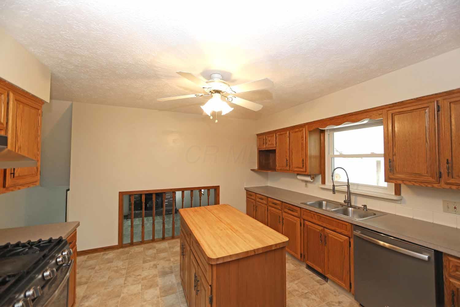 8130 Fry Road Mount Vernon, OH 43050 - Photo 21 of 39 Gallery Image 21