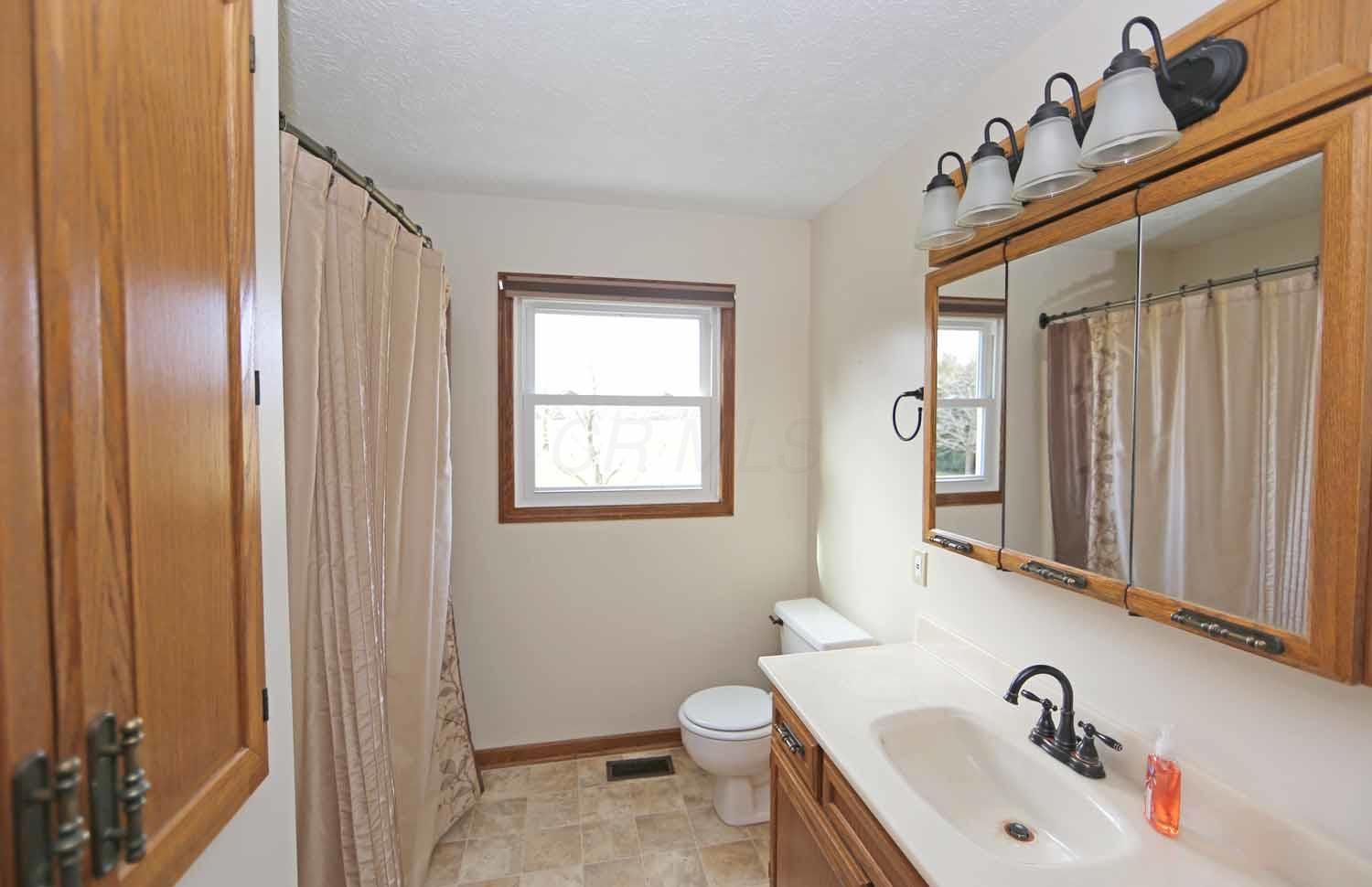 8130 Fry Road Mount Vernon, OH 43050 - Photo 25 of 39 Gallery Image 25