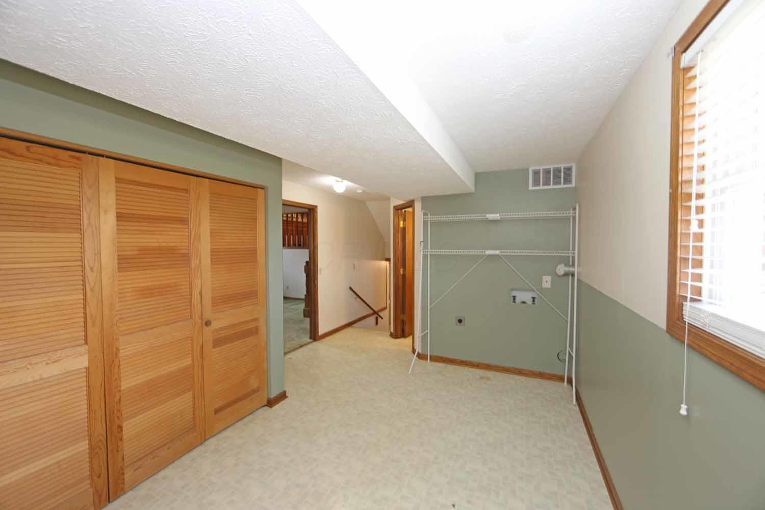 8130 Fry Road Mount Vernon, OH 43050 - Photo 35 of 39 Gallery Image 35