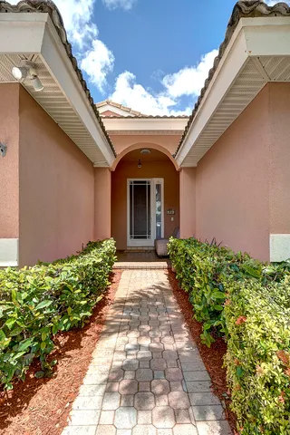 $4,500 | 13255 Royale Sabal Court, Delray Beach, FL 33484