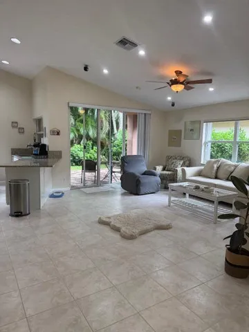 $4,500 | 13255 Royale Sabal Court, Delray Beach, FL 33484