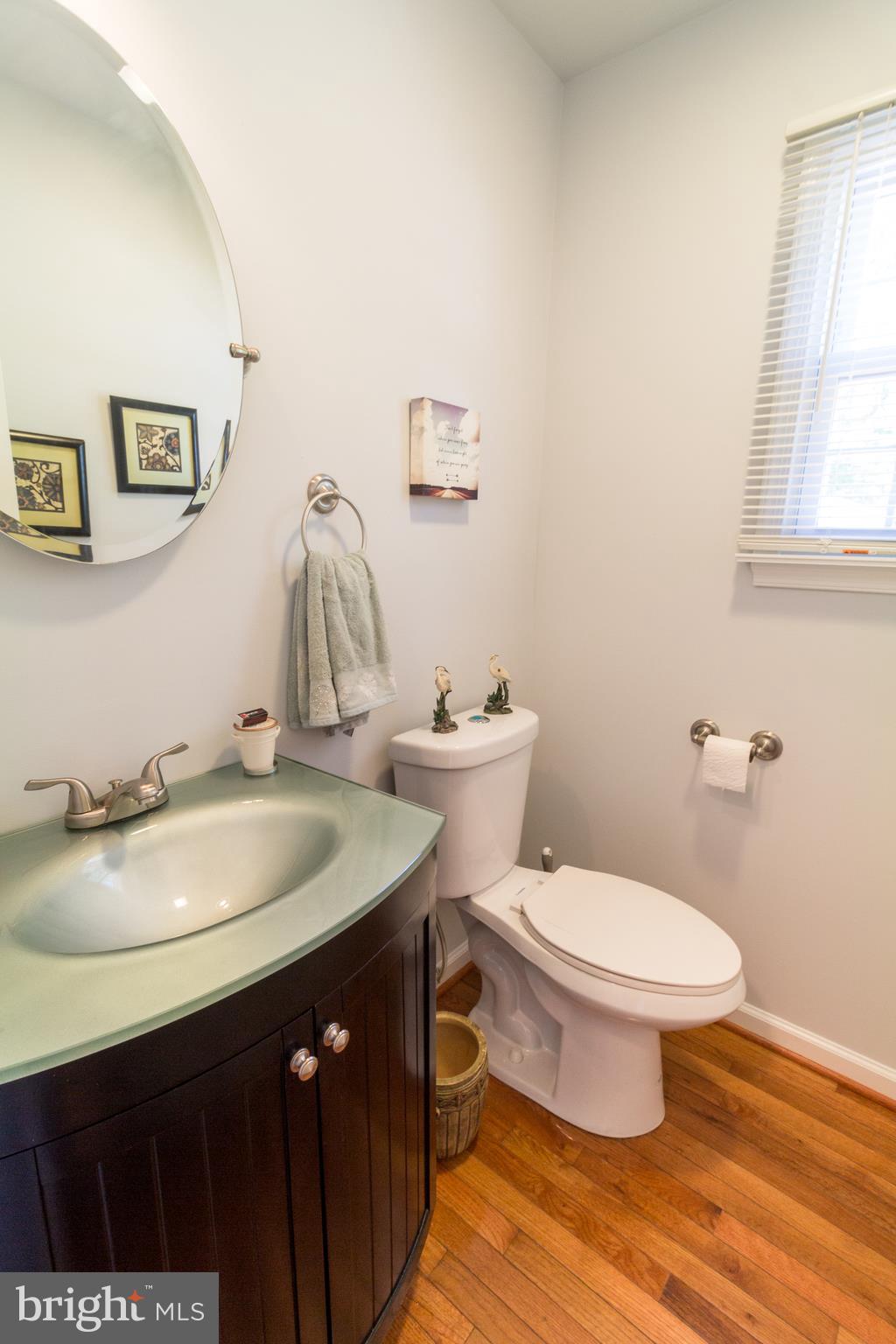 159 Choptank Road Stafford, VA 22556 - Photo 14 of 42 Main level half bathroom