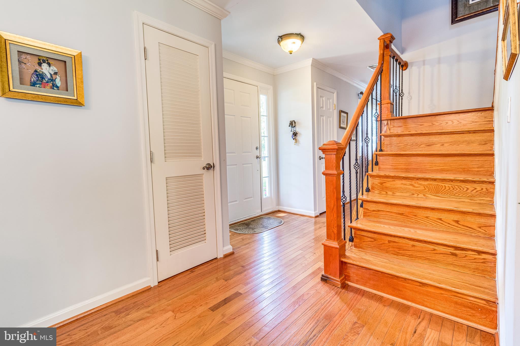 159 Choptank Road Stafford, VA 22556 - Photo 3 of 42 Front entrance- foyer